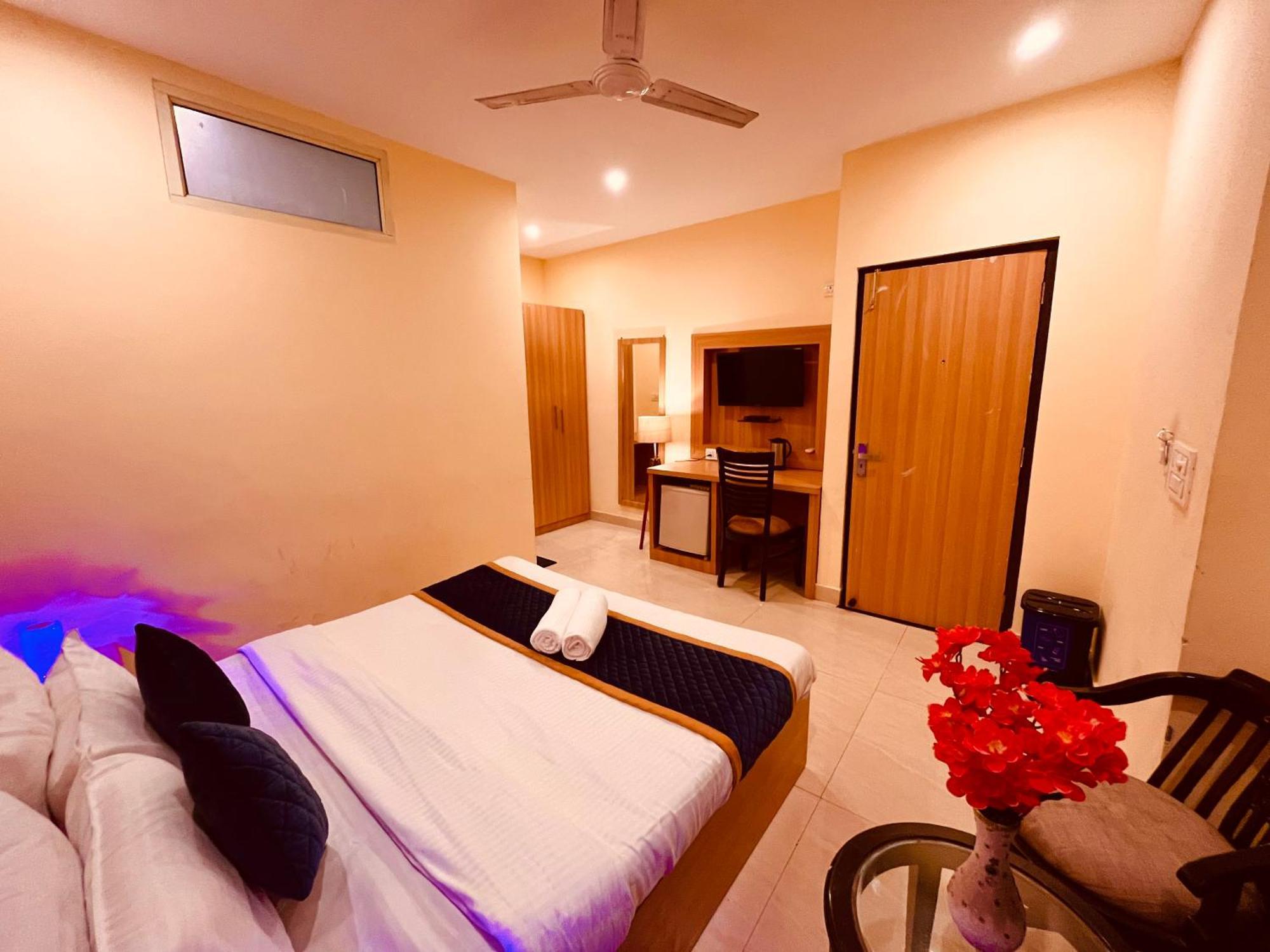 The Reo Luxury Hotel - Haridwar Exterior photo